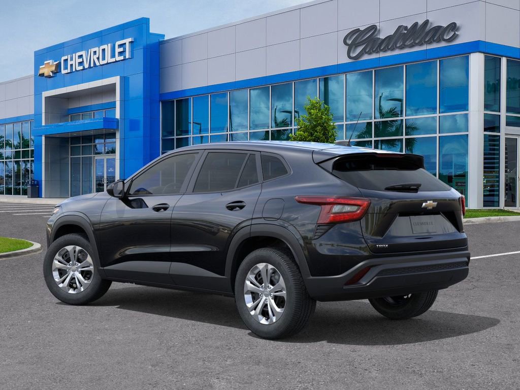 New 2026 Chevrolet Trax LS image 3