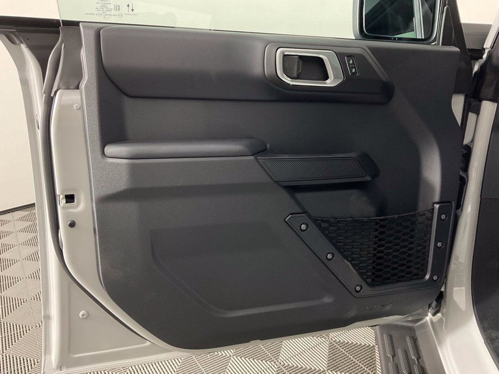 New 2026 Ford Bronco Outer Banks AWD/4WD image 12