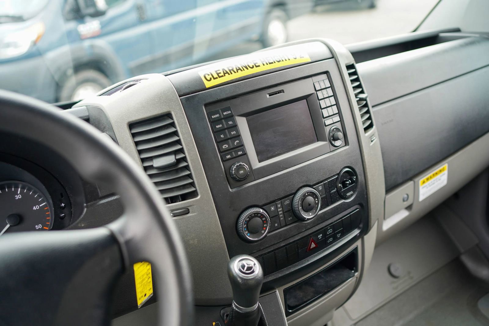 Used 2018 Mercedes-Benz Sprinter 2500 image 26