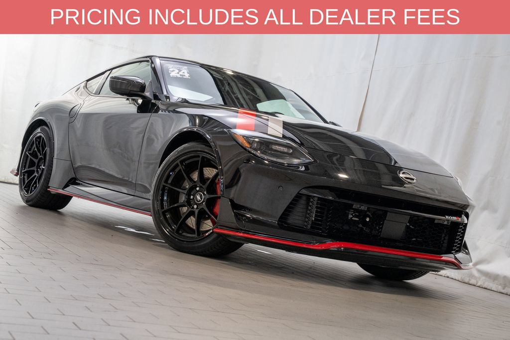 Used 2024 Nissan Z NISMO w/ Floor Mat Package RWD image 2