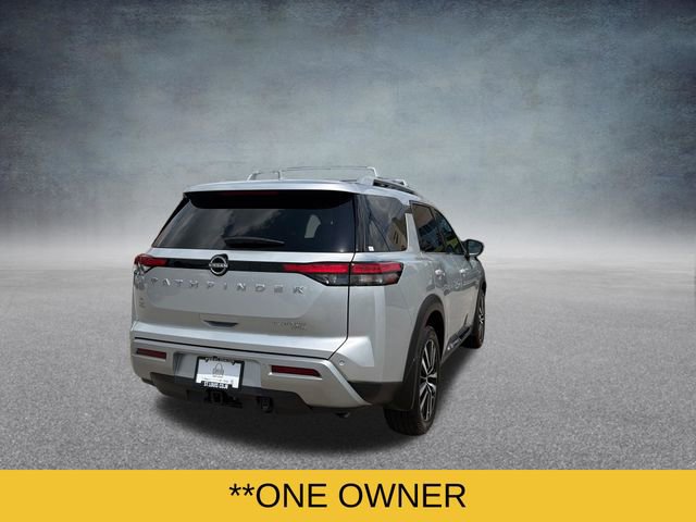Used 2025 Nissan Pathfinder Platinum w/ Cargo Package image 6