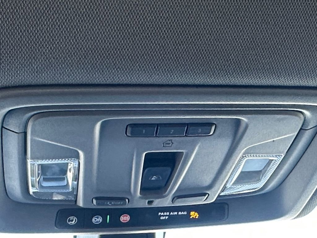 Used 2022 Chevrolet Silverado 1500 LT Trail Boss w/ Convenience Package II image 19