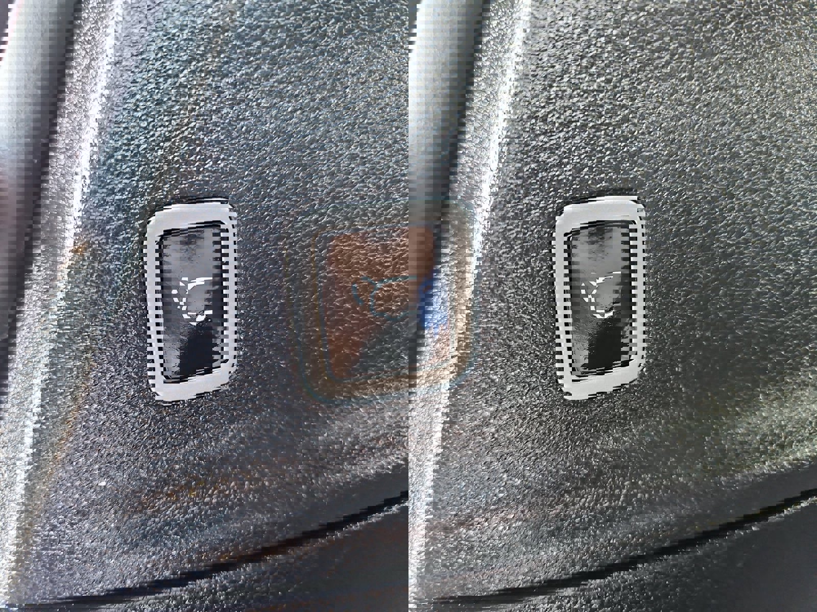 Used 2025 Chrysler Pacifica Select image 23