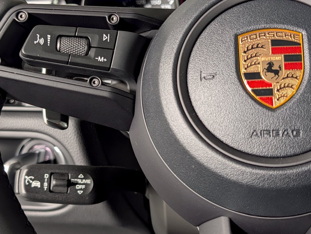 New 2026 Porsche Macan AWD/4WD image 37