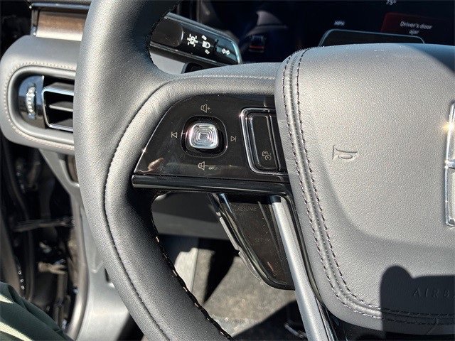 New 2025 Lincoln Aviator Reserve w/ Equipment Group 201A image 28