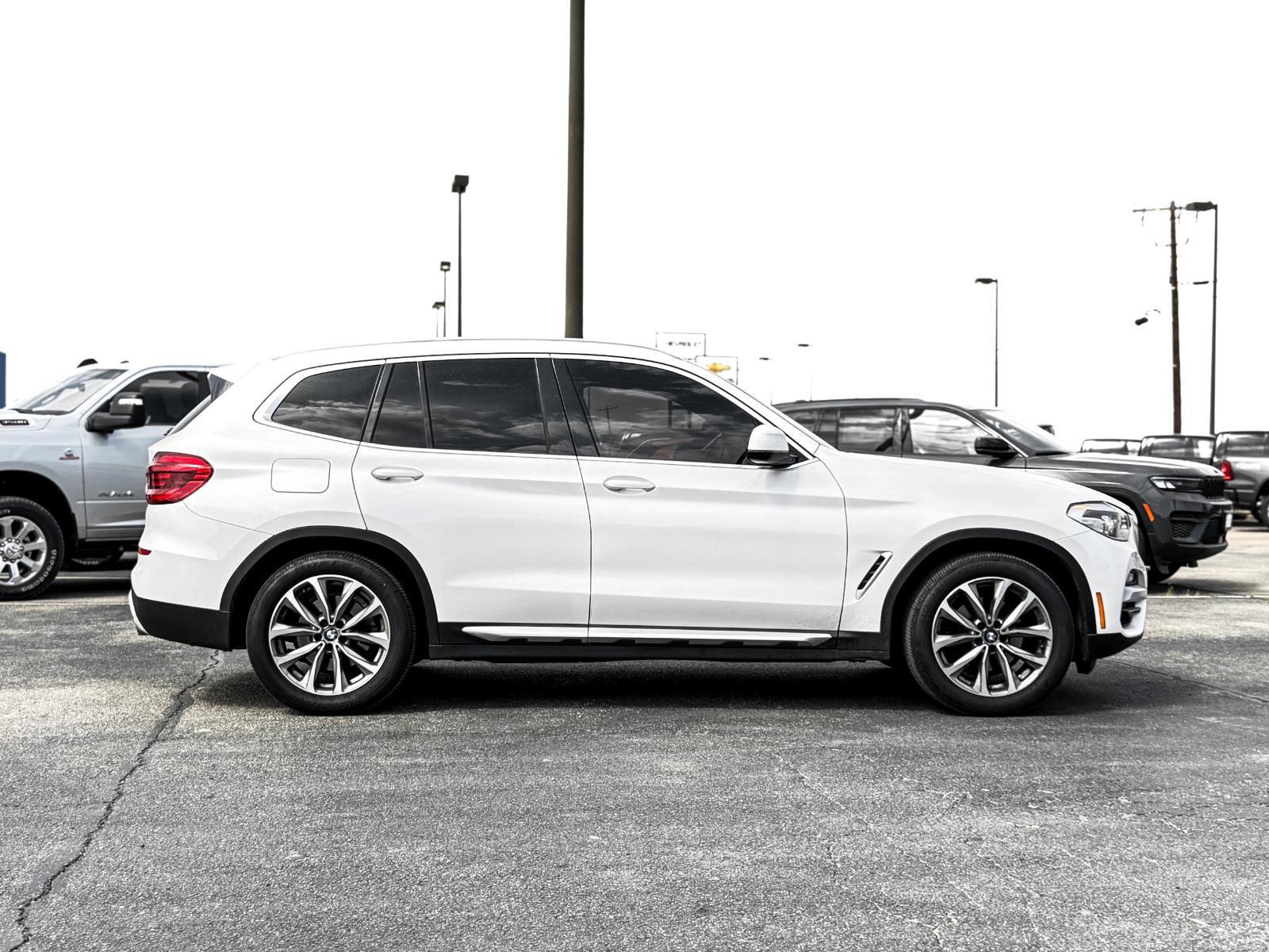 Used 2019 BMW X3 sDrive30i w/ Convenience Package image 4