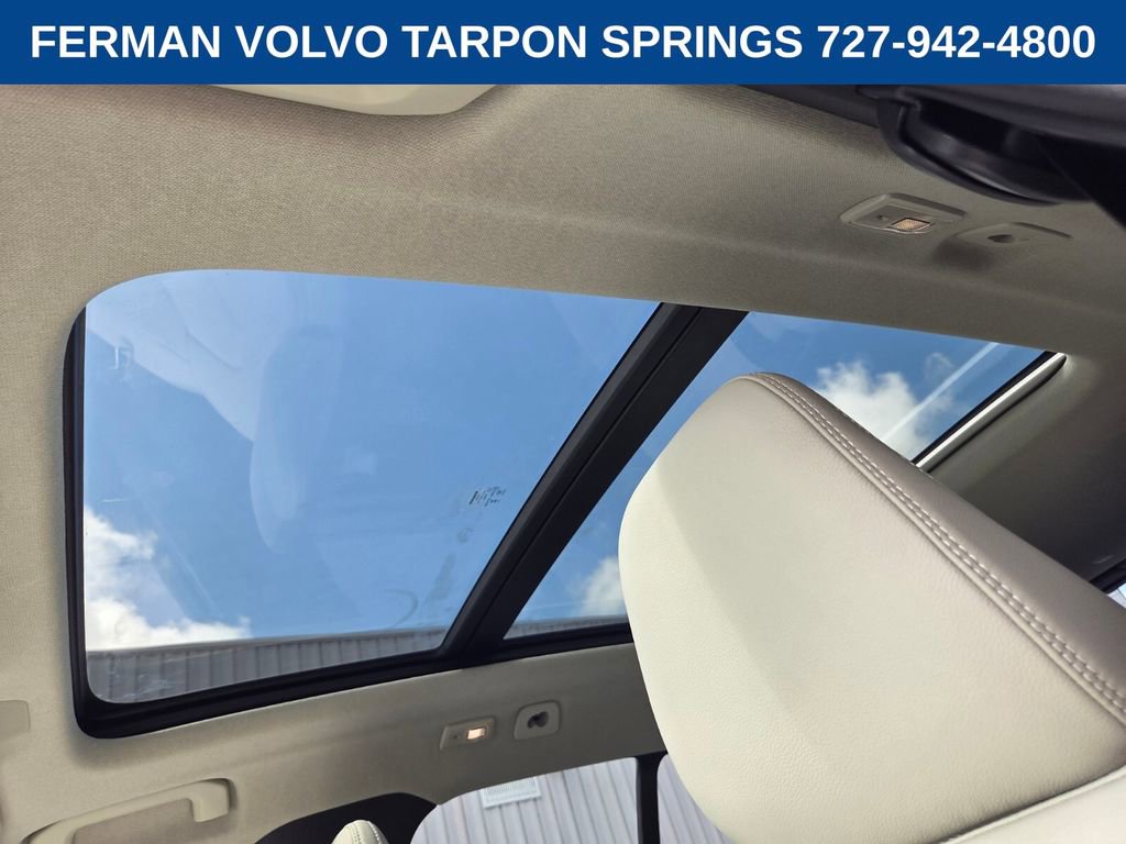 New 2026 Volvo XC40 B5 Ultra w/ Protection Package Premier AWD/4WD image 24