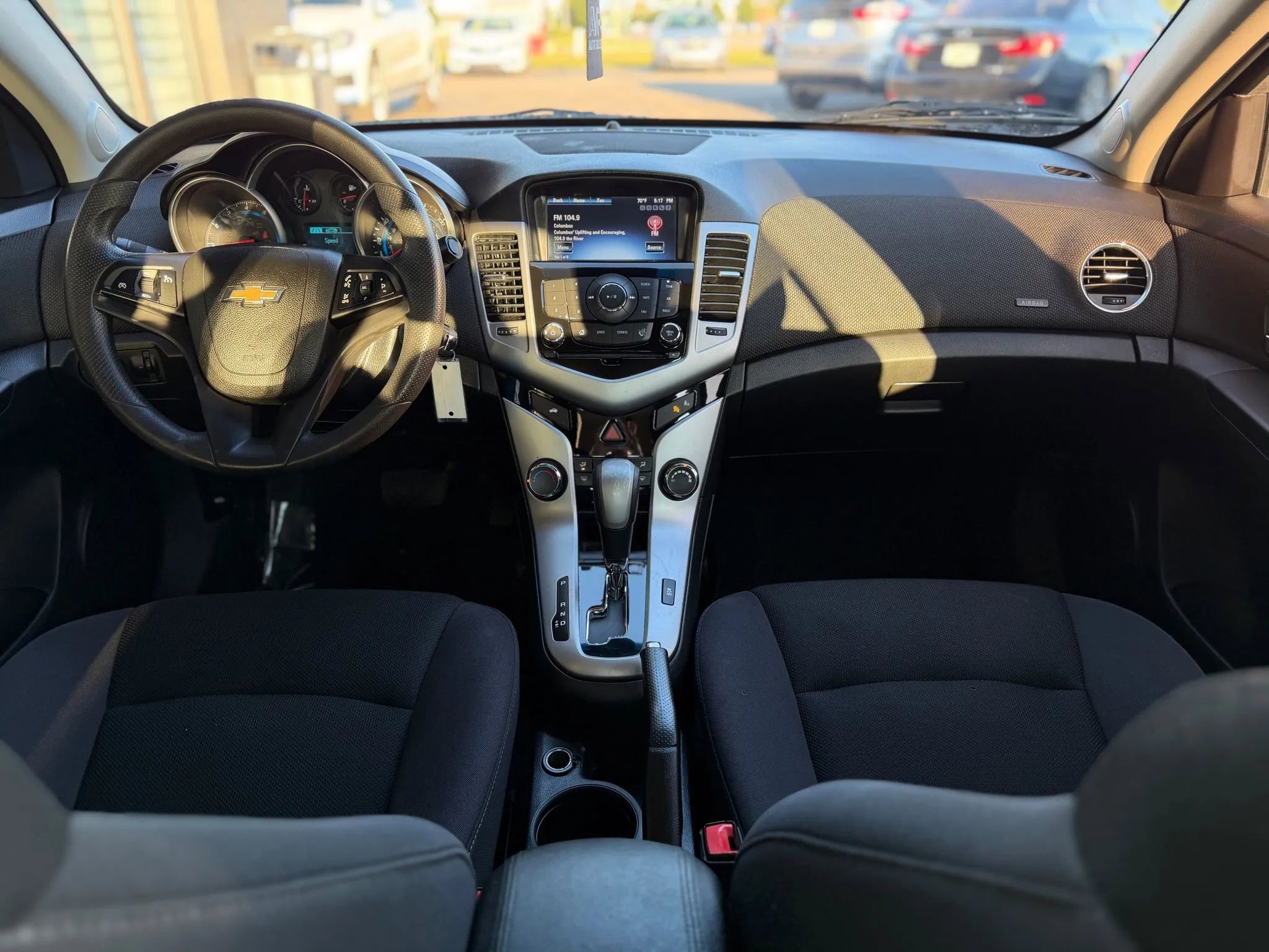 Used 2015 Chevrolet Cruze LT image 9