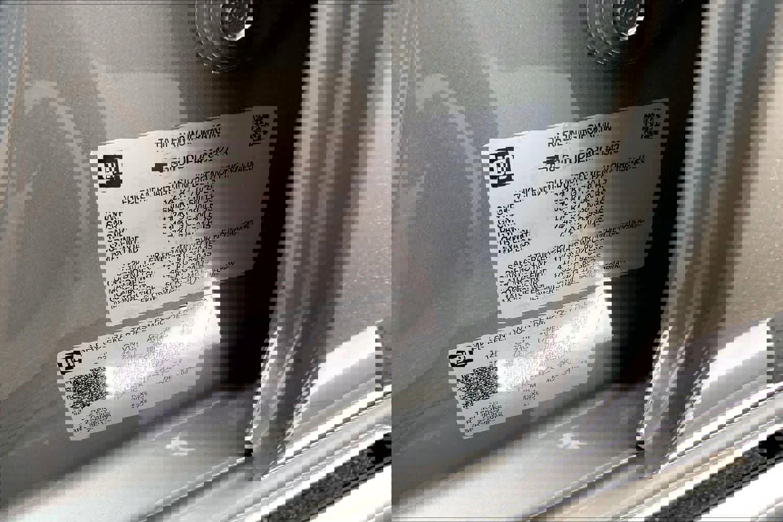 Used 2023 GMC Sierra 1500 SLT w/ SLT Premium Package AWD/4WD image 34