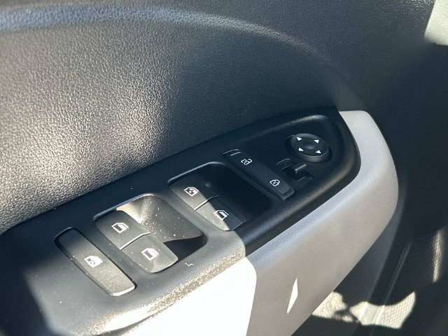 Used 2022 Hyundai Venue SEL FWD image 27