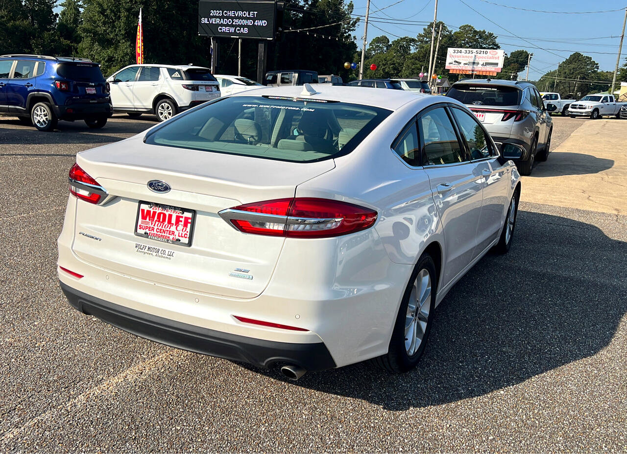 Used 2020 Ford Fusion SE image 6
