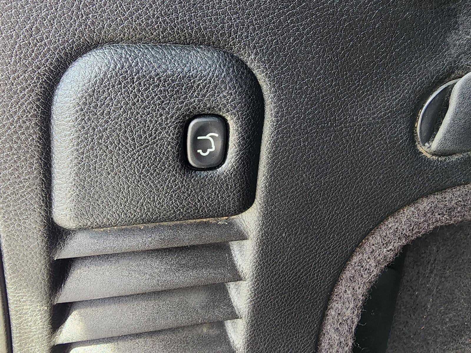 Used 2014 Jeep Grand Cherokee Limited AWD/4WD image 16