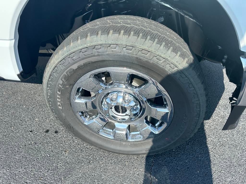 New 2025 Ford F350 Lariat w/ Lariat Ultimate Package image 27