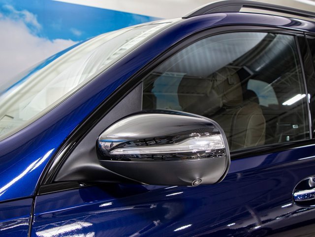 Used 2025 Mercedes-Benz GLS 580 4MATIC image 10