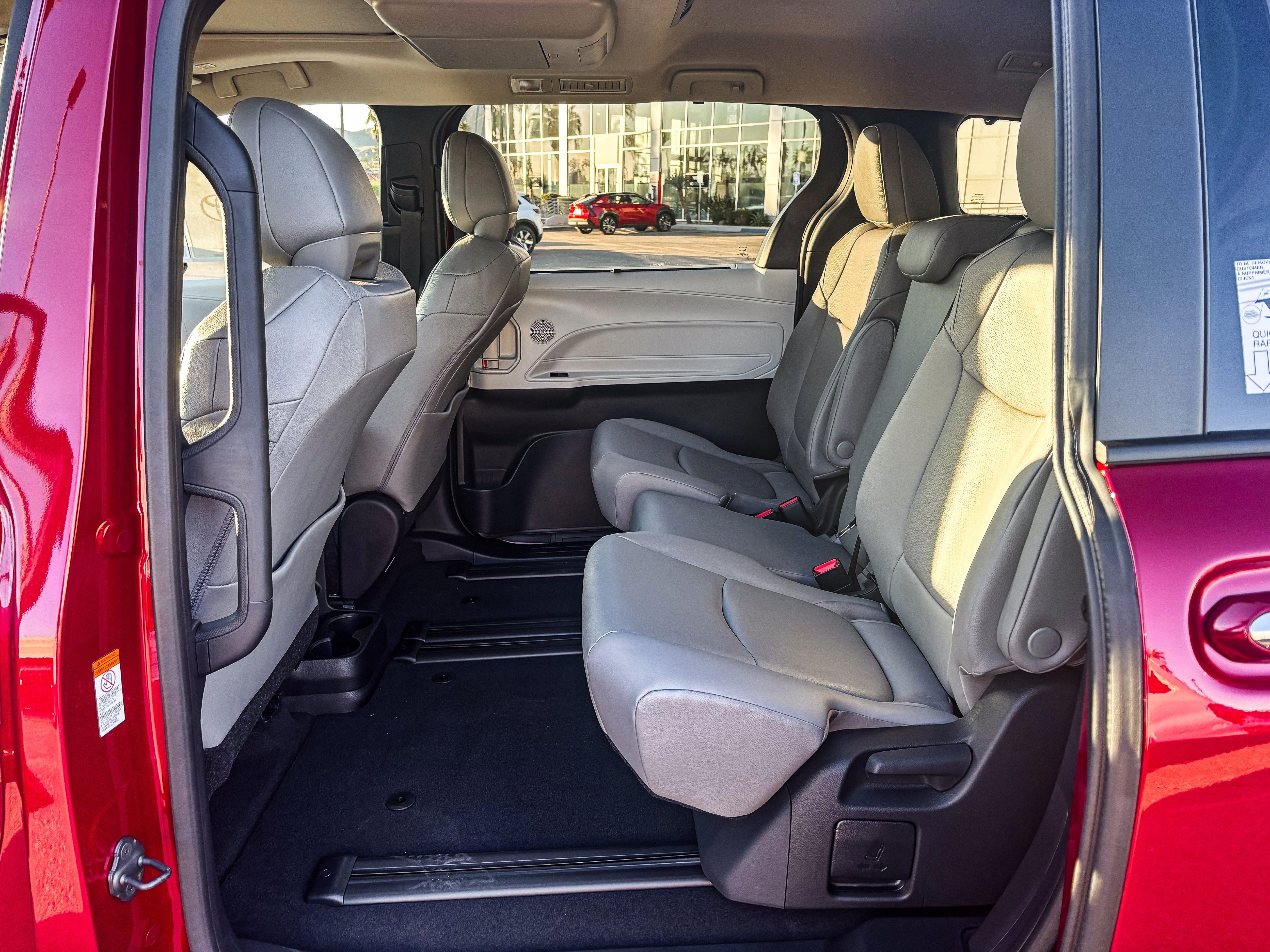 New 2026 Toyota Sienna XLE FWD image 21