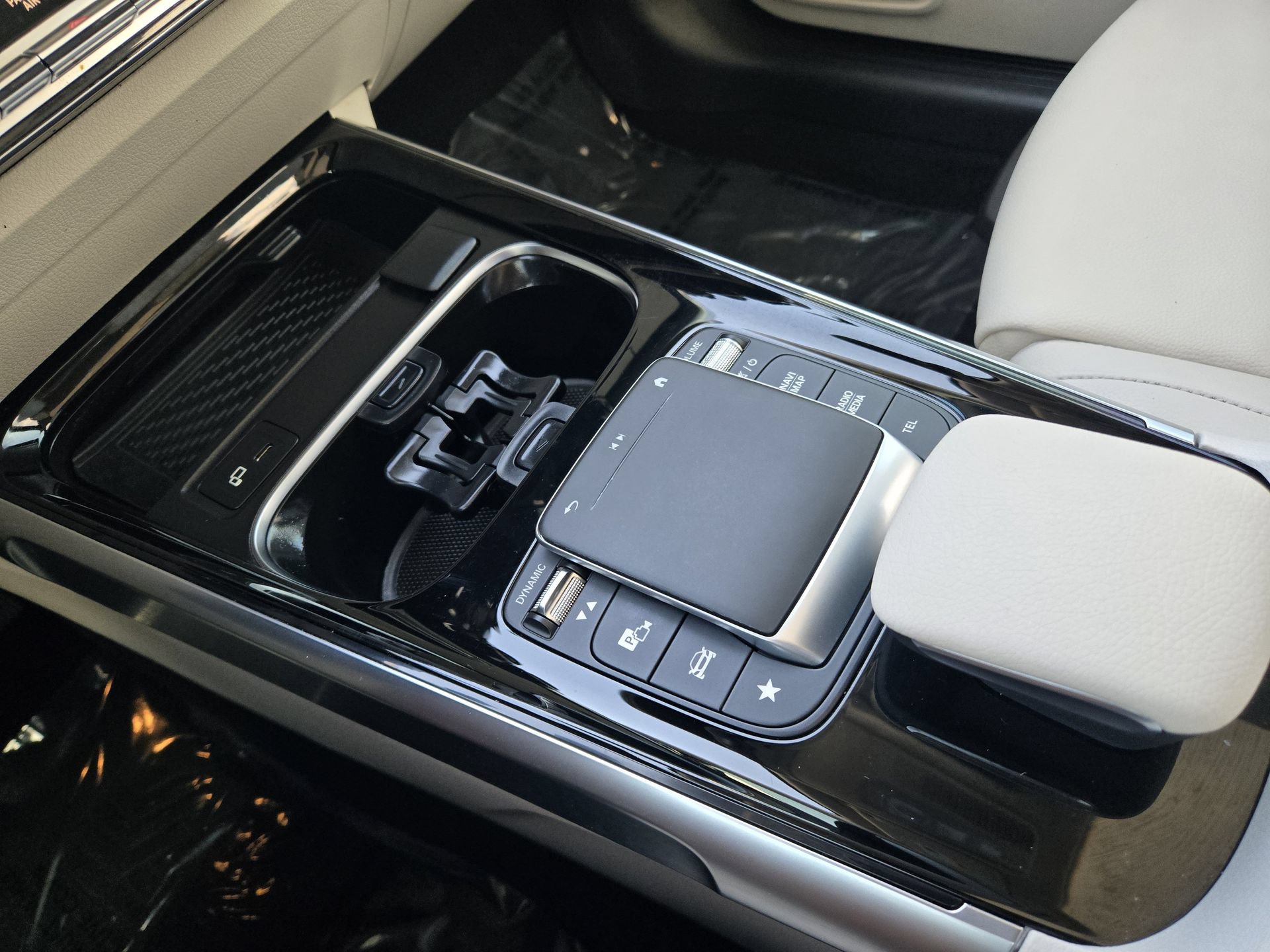 Used 2021 Mercedes-Benz GLB 250 image 19