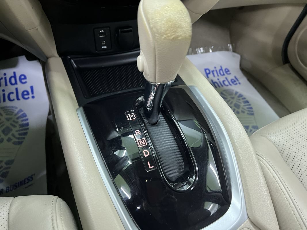 Used 2015 Nissan Rogue SL FWD image 25