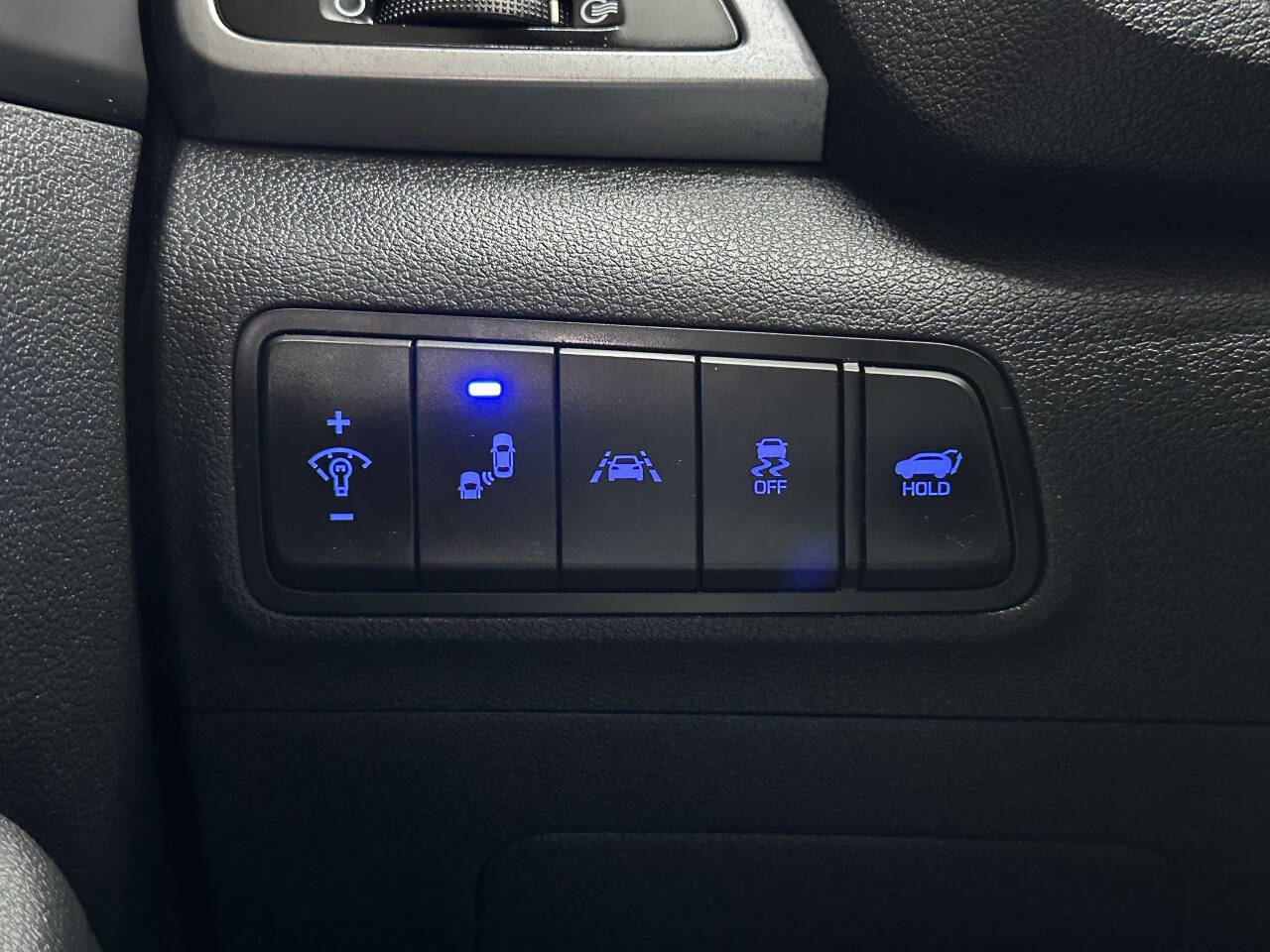 Used 2017 Hyundai Tucson Limited w/ Limited Ultimate Package 03 image 25