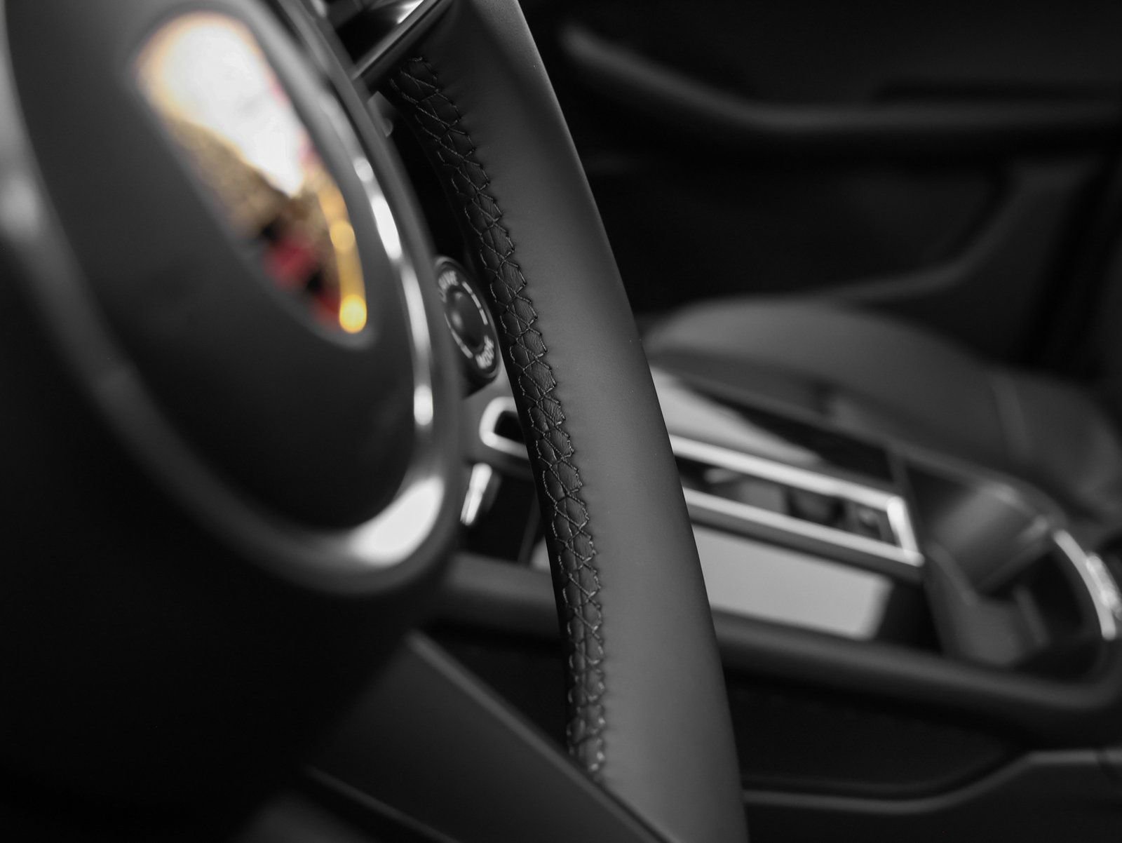 Certified 2026 Porsche Macan image 33