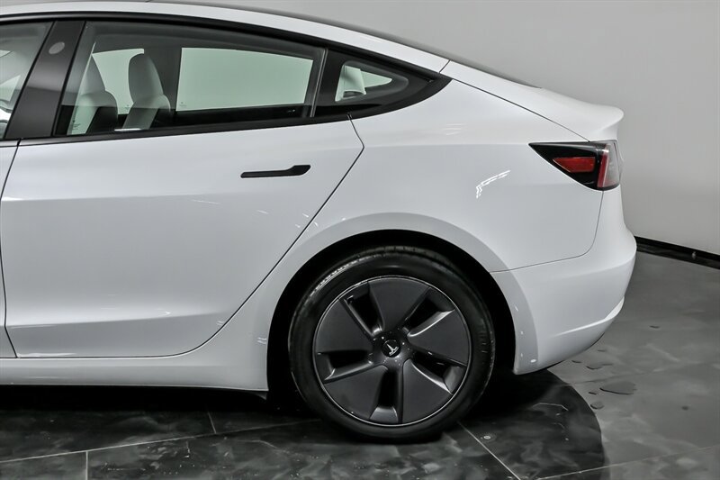 Used 2023 Tesla Model 3 Standard Range RWD image 7