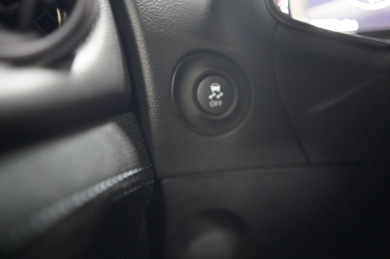 Used 2025 Nissan Z Sport w/ Floor Mat Package RWD image 96