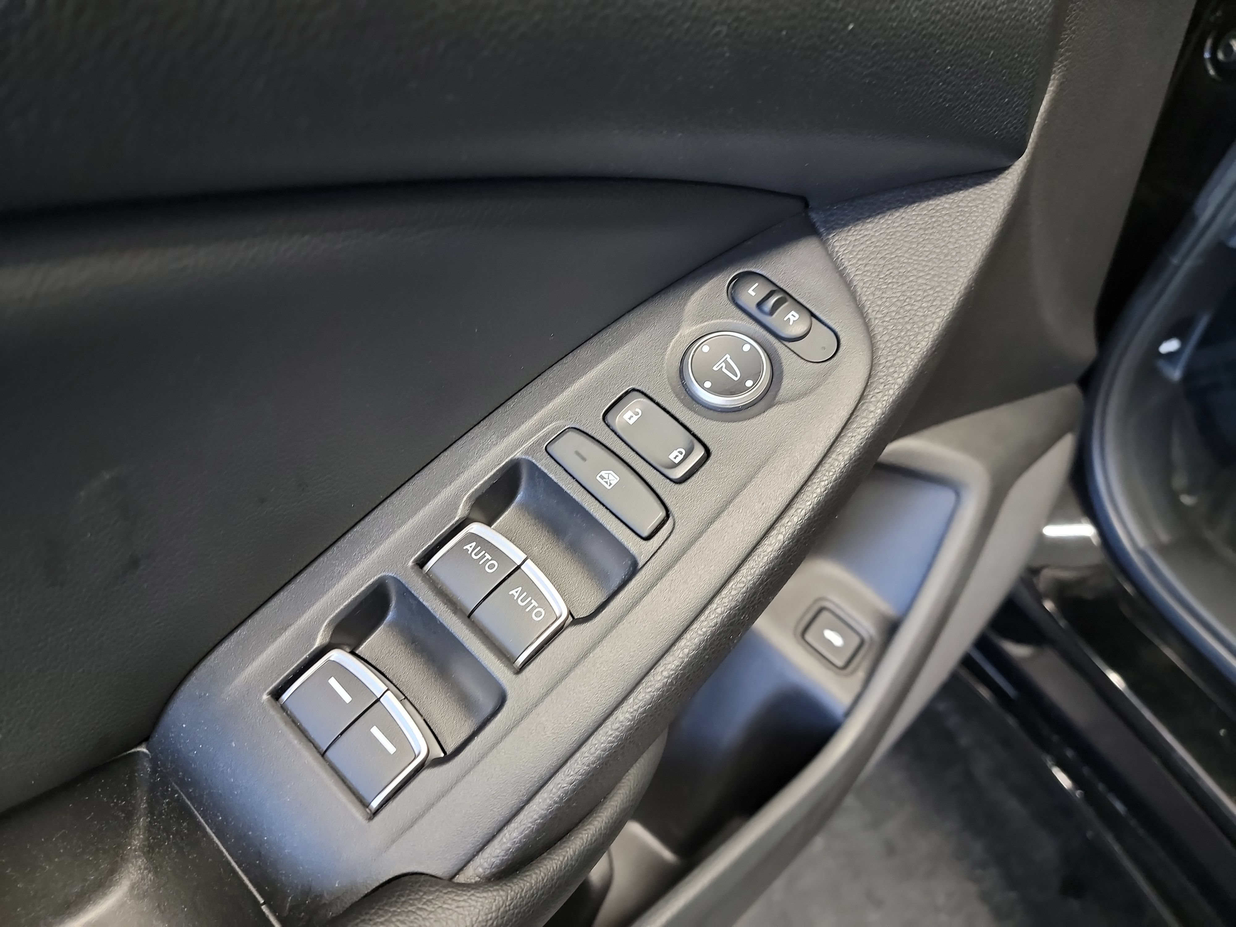 Used 2022 Honda Accord Sport image 14