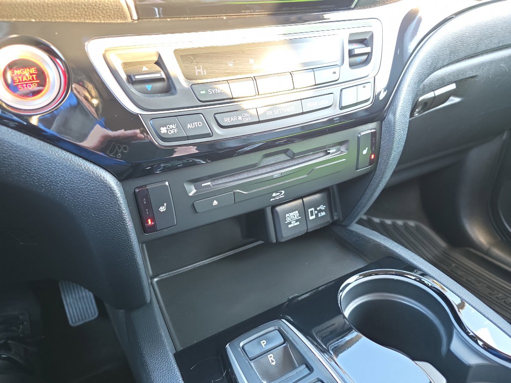 Used 2021 Honda Pilot Touring image 25