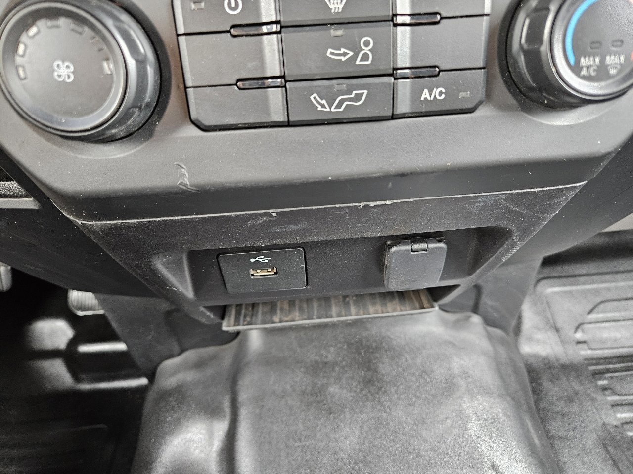 Used 2019 Ford F150 XL w/ Equipment Group 101A Mid image 38