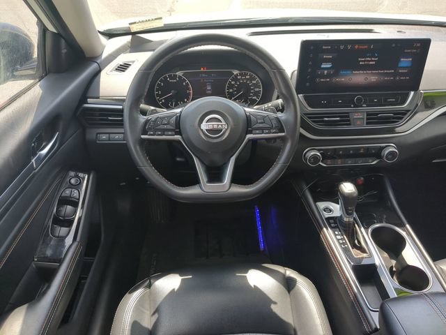 Used 2023 Nissan Altima 2.5 SR w/ SR Premium Package FWD image 30