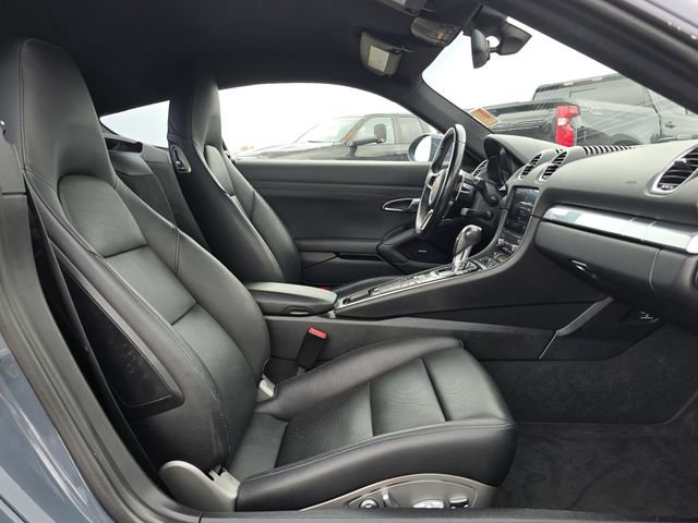Used 2017 Porsche 718 Cayman Base image 17
