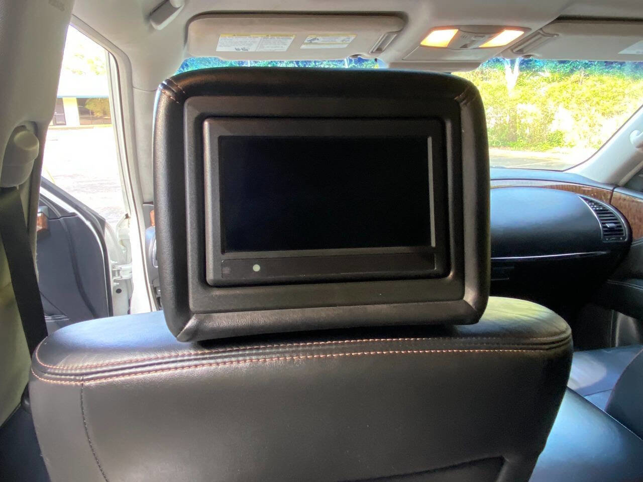 Used 2017 Nissan Armada Platinum RWD image 48