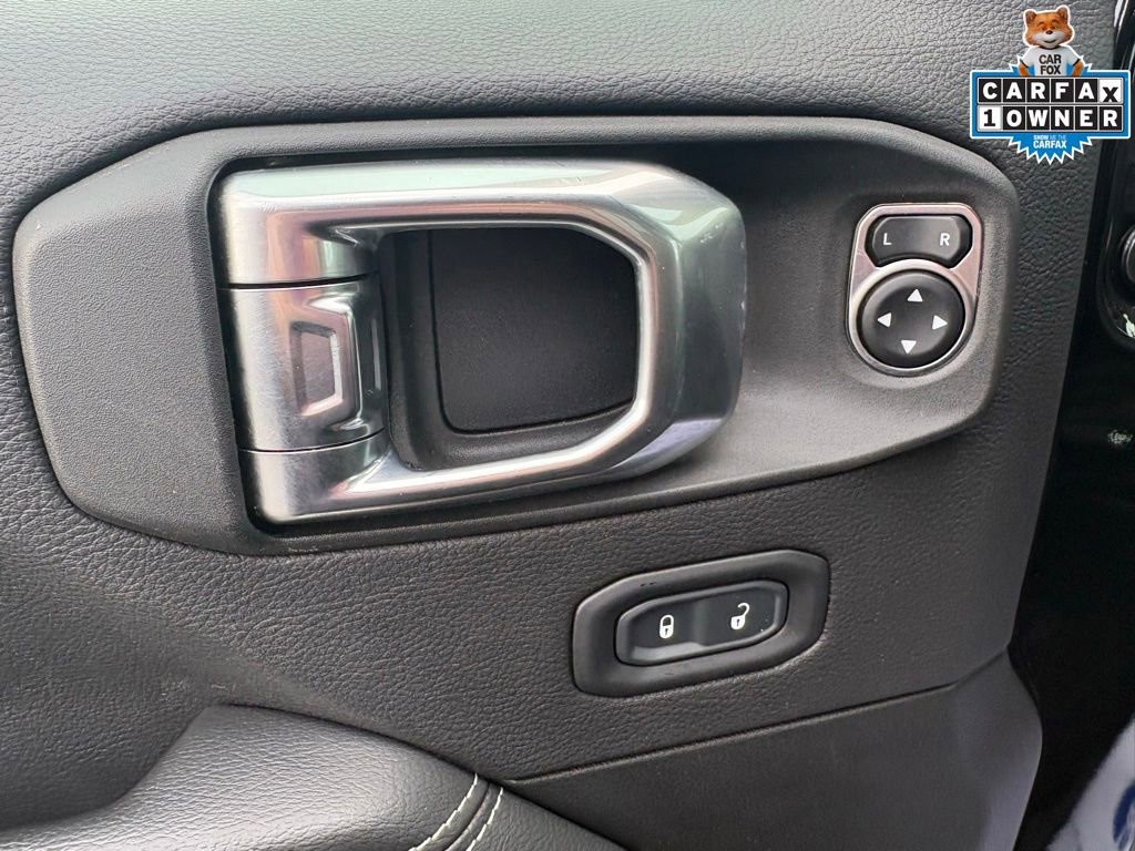 Used 2023 Jeep Wrangler Sahara w/ Cold Weather Group image 14