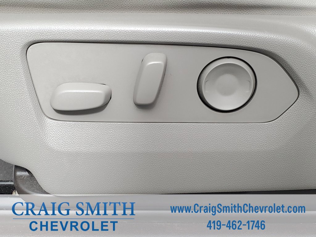 Used 2023 Chevrolet Silverado 1500 LT w/ Leather Package image 22