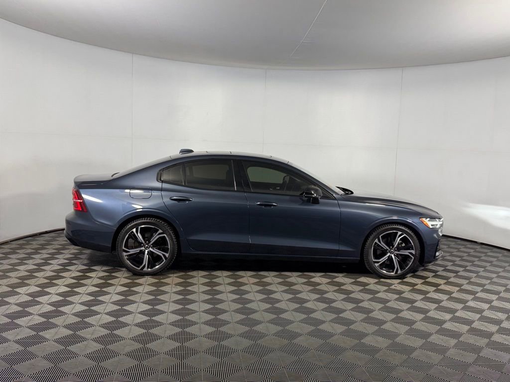 Used 2024 Volvo S60 B5 Core AWD/4WD image 5