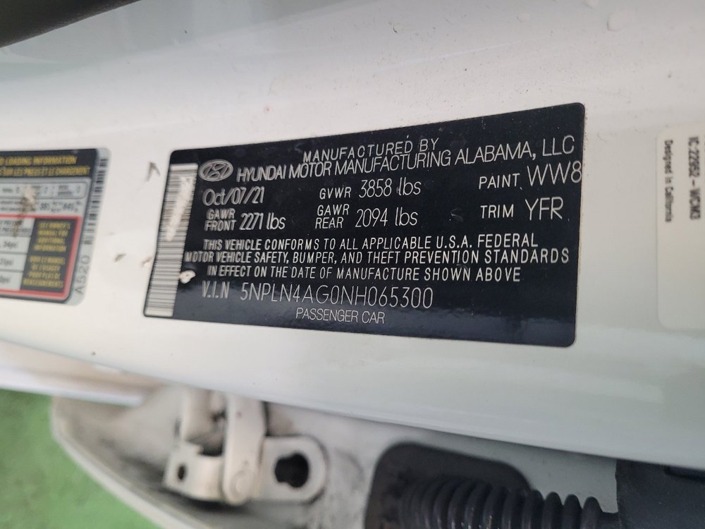 Used 2022 Hyundai Elantra SEL w/ Convenience + Premium Package FWD image 33