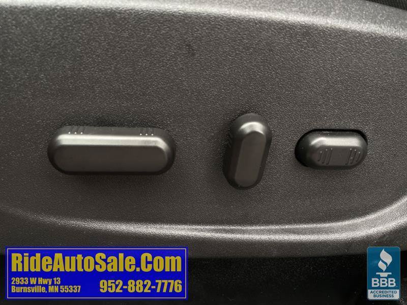 Used 2017 Ford Escape SE w/ Equipment Group 201A AWD/4WD image 17