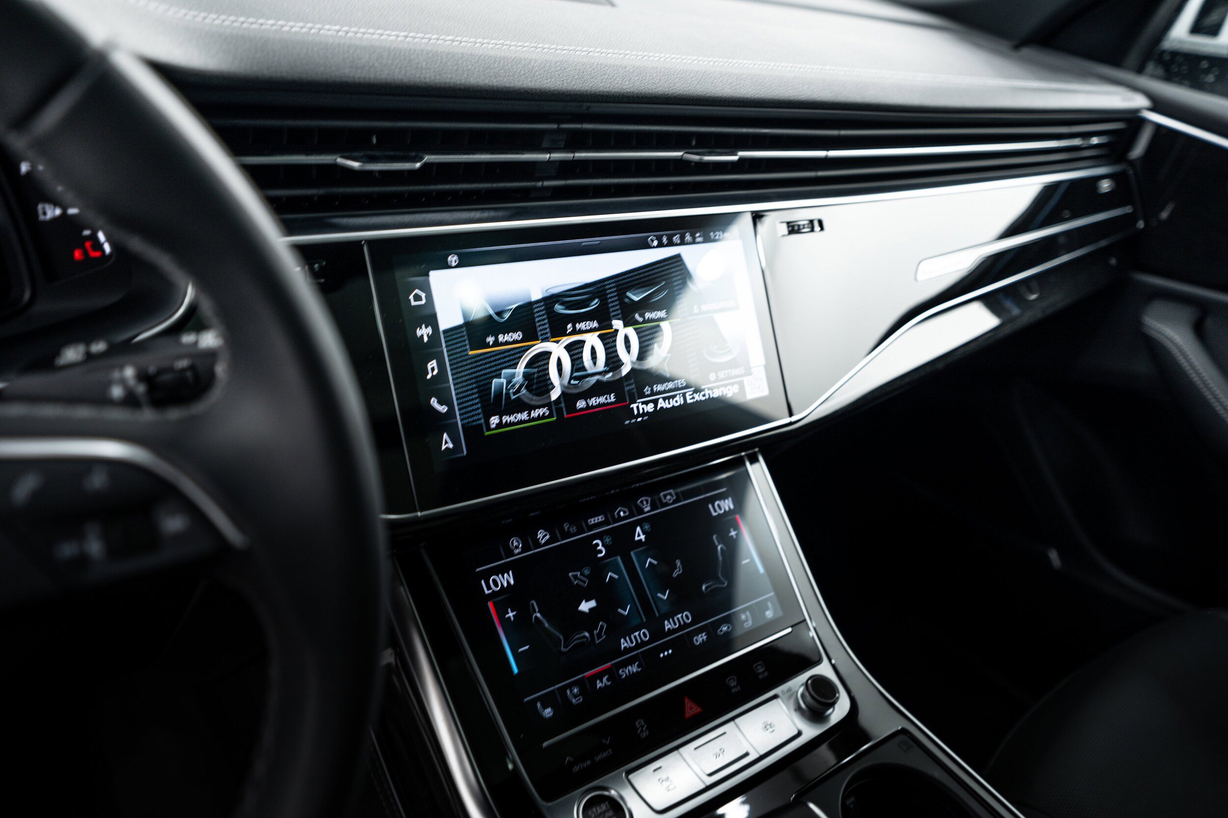 Certified 2023 Audi Q8 Prestige AWD/4WD image 12