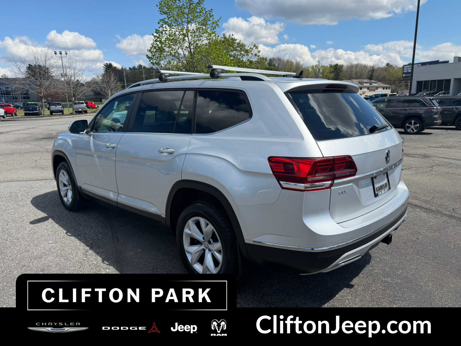 Used 2018 Volkswagen Atlas SEL AWD/4WD image 6