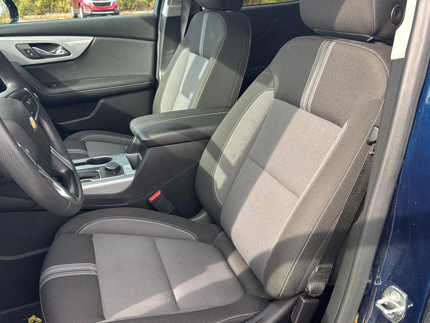 Used 2023 Chevrolet Blazer LT image 12