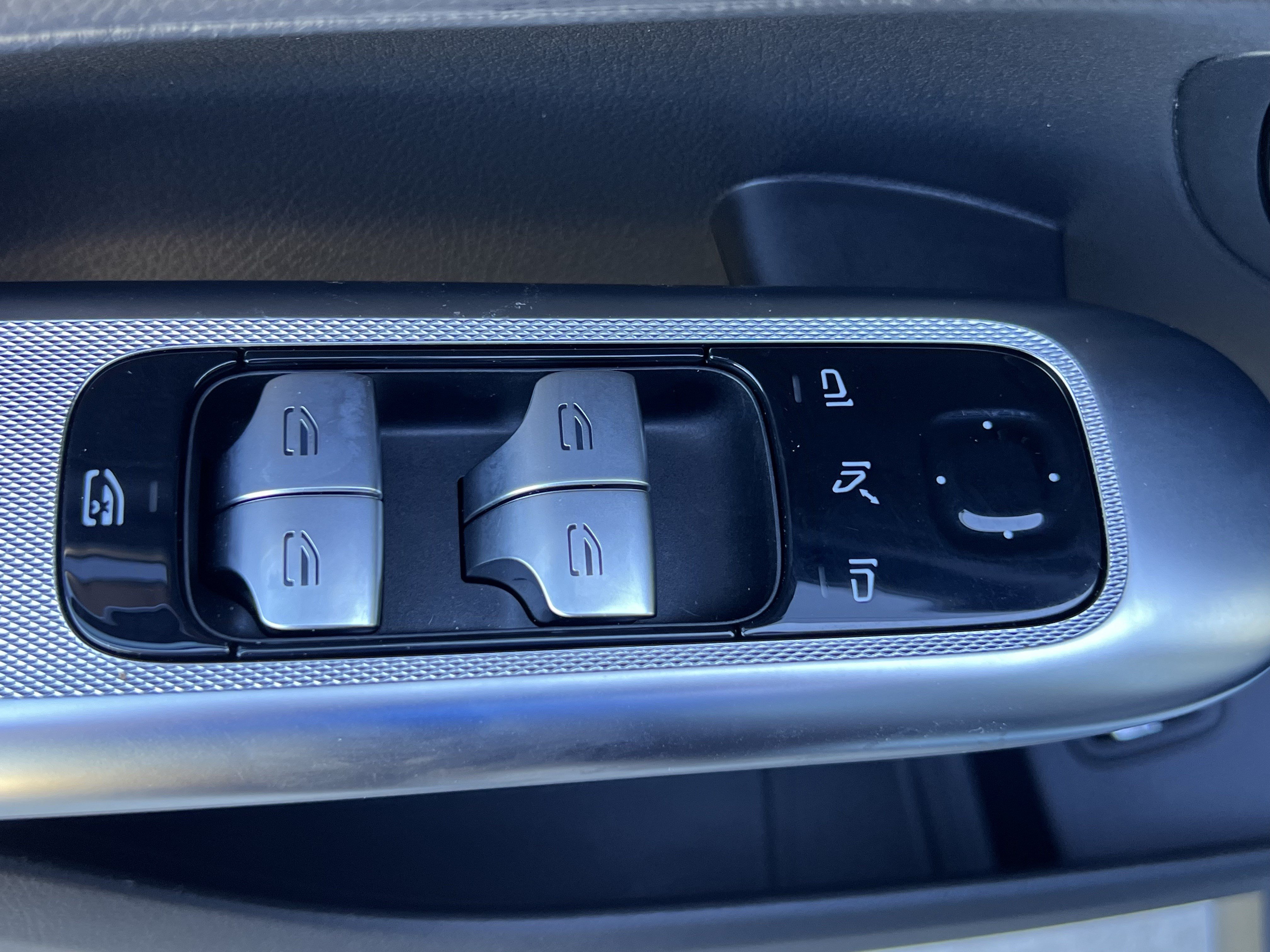 Certified 2026 Mercedes-Benz GLC 300 image 15