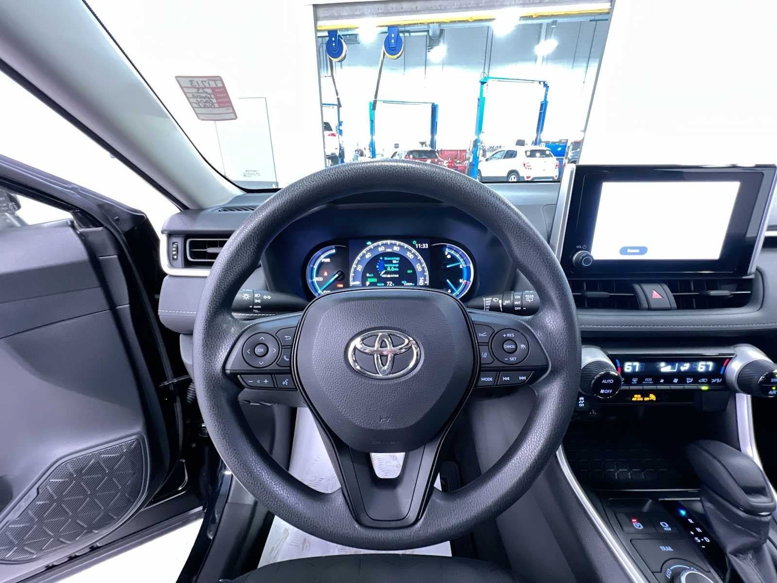 Used 2023 Toyota RAV4 XLE w/ Convenience Package AWD/4WD image 15