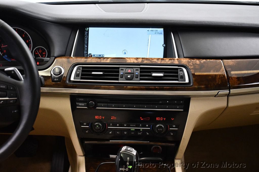 Used 2013 BMW 750Li xDrive AWD/4WD image 28
