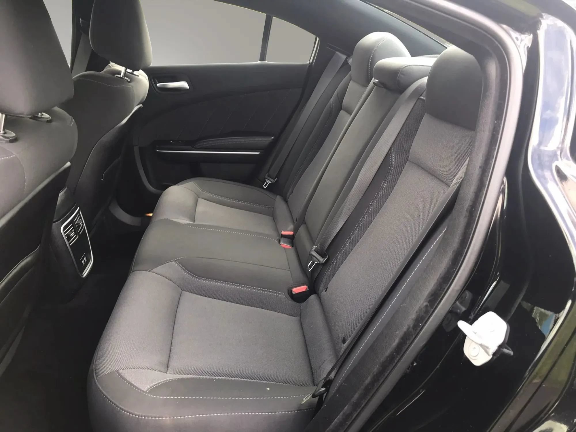 Used 2019 Dodge Charger SXT AWD/4WD image 32