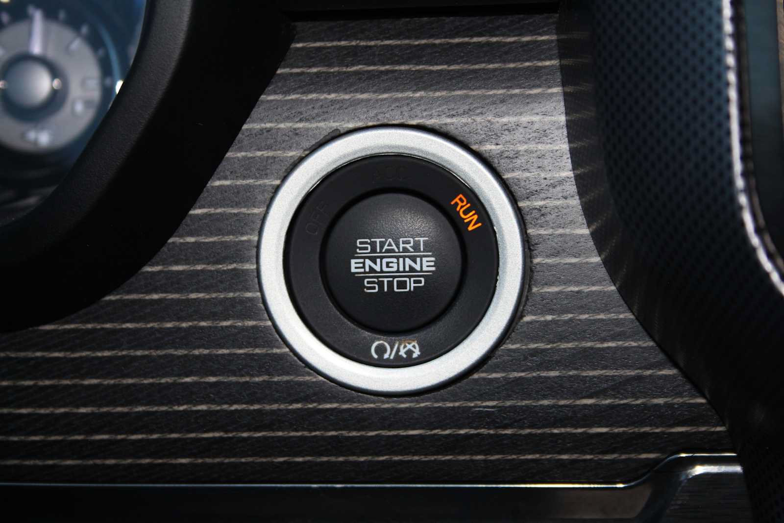 Used 2020 RAM 1500 Limited AWD/4WD image 47