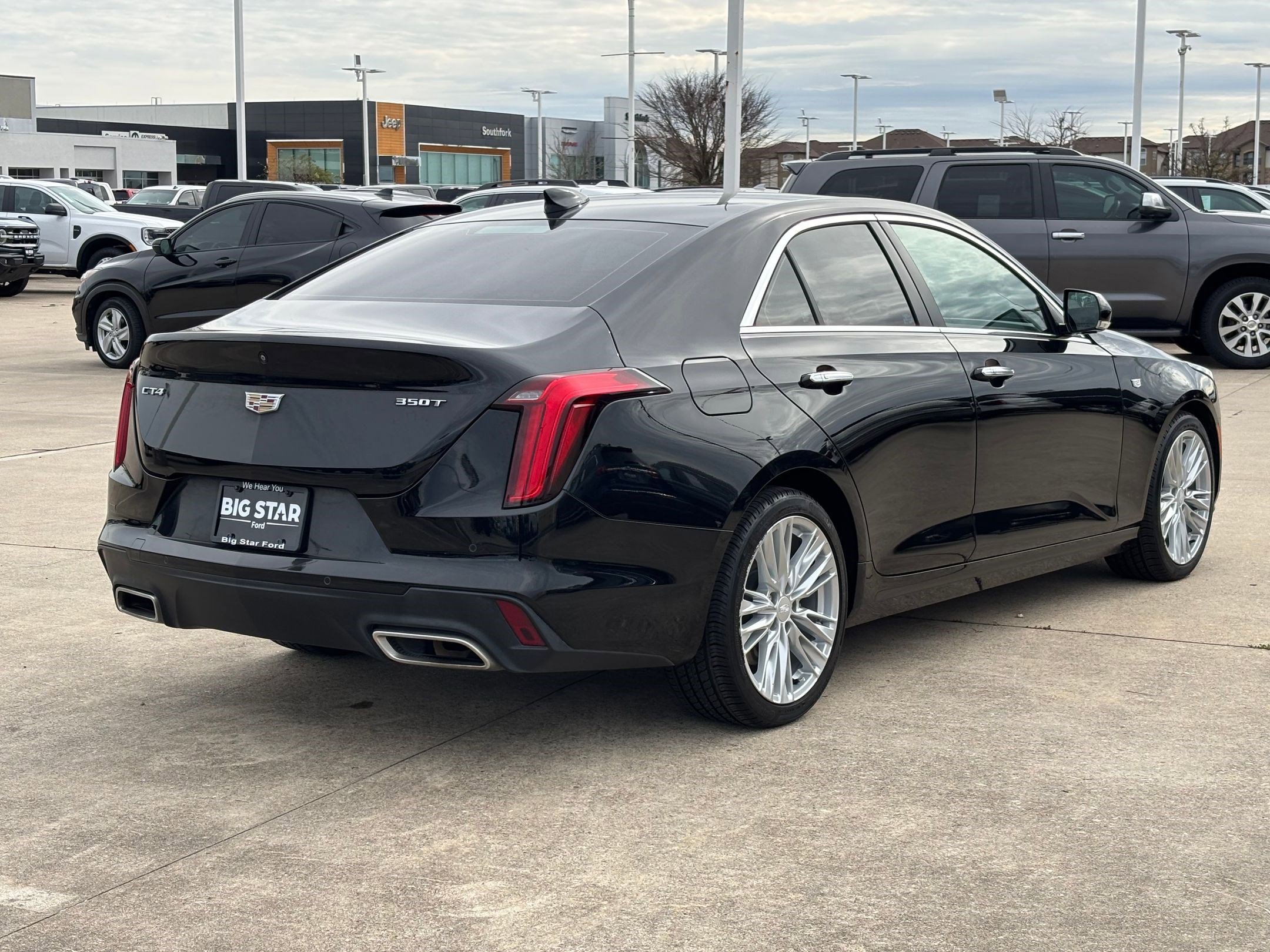 Used 2021 Cadillac CT4 Premium Luxury image 3
