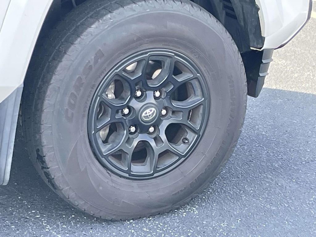 Used 2022 Toyota Tacoma SR5 image 29