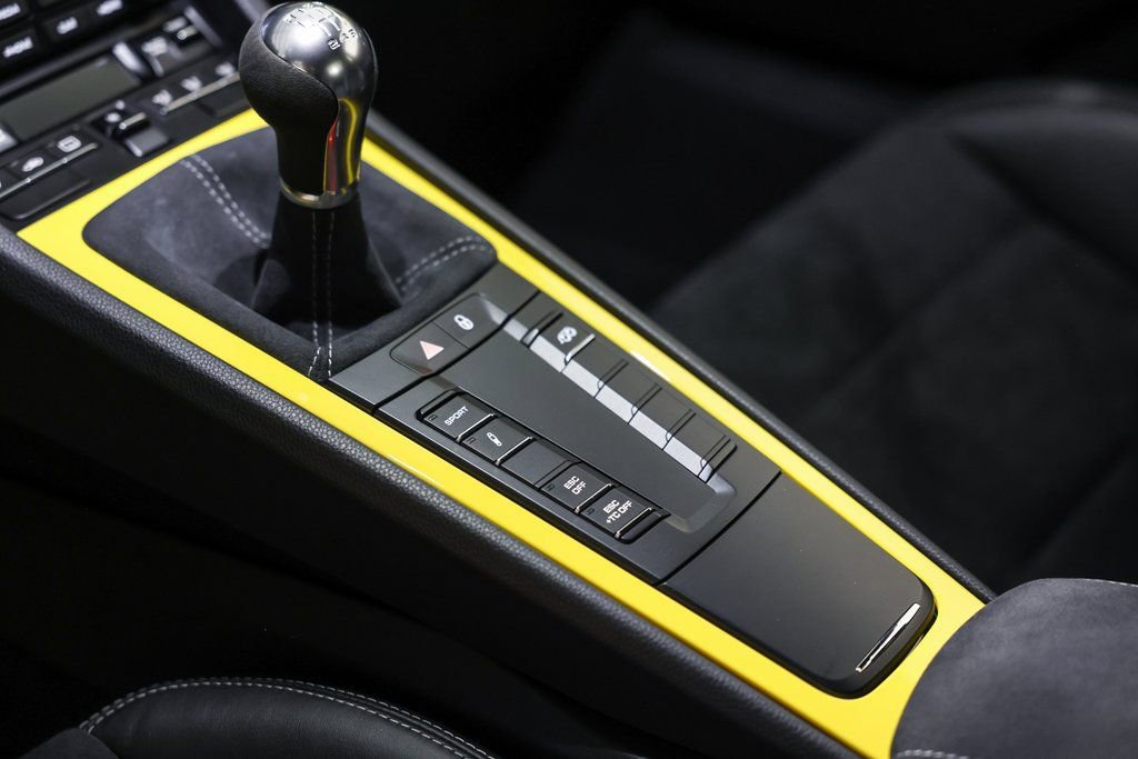 Used 2018 Porsche 911 GT3 w/ Sport Chrono Package image 31