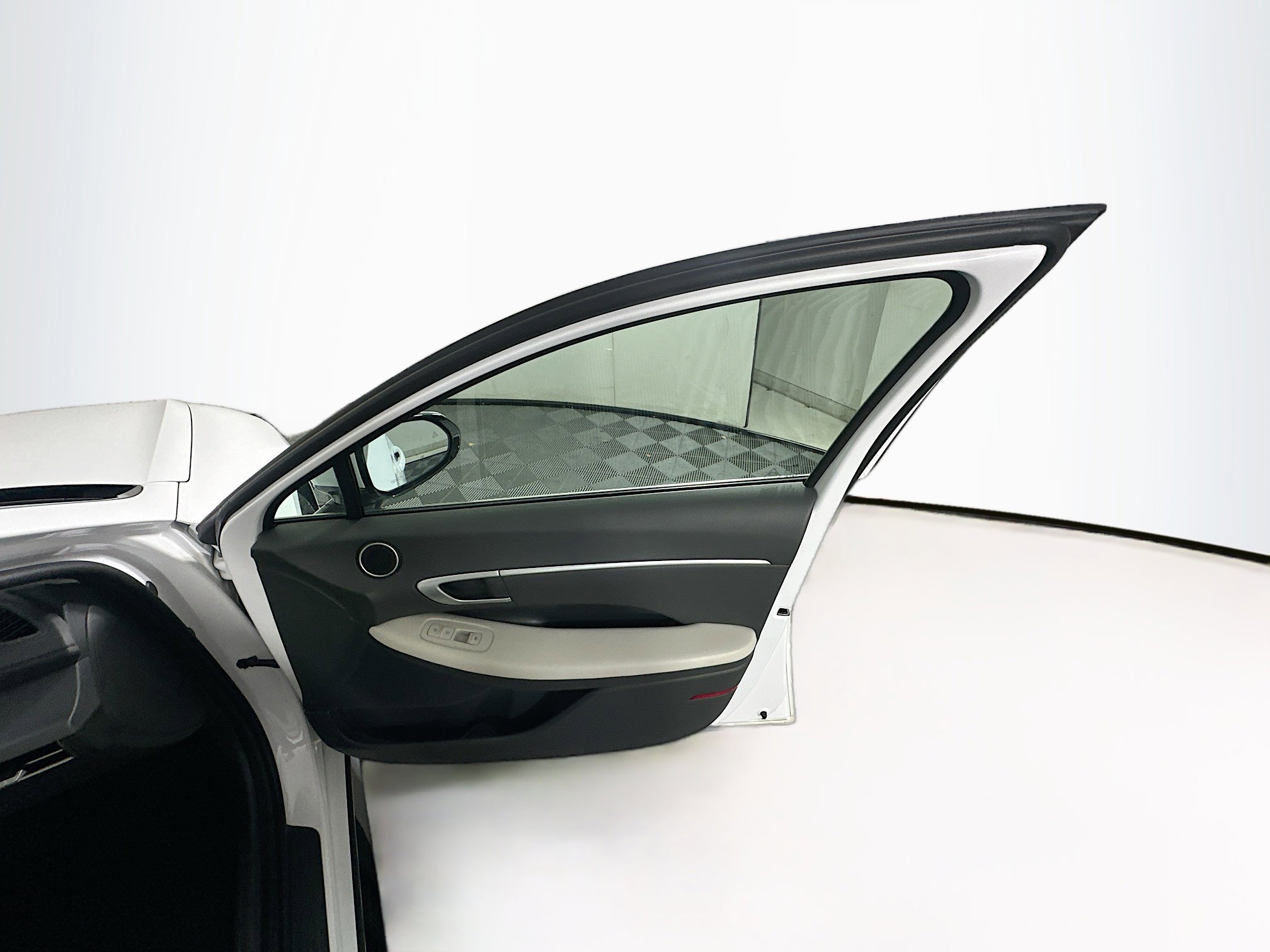 Used 2025 Hyundai Sonata SEL image 30