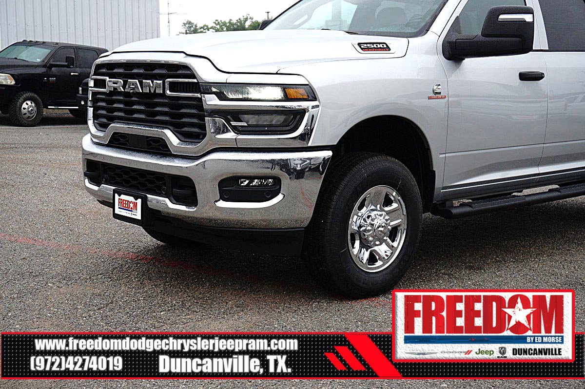 New 2026 RAM 2500 Tradesman AWD/4WD image 39