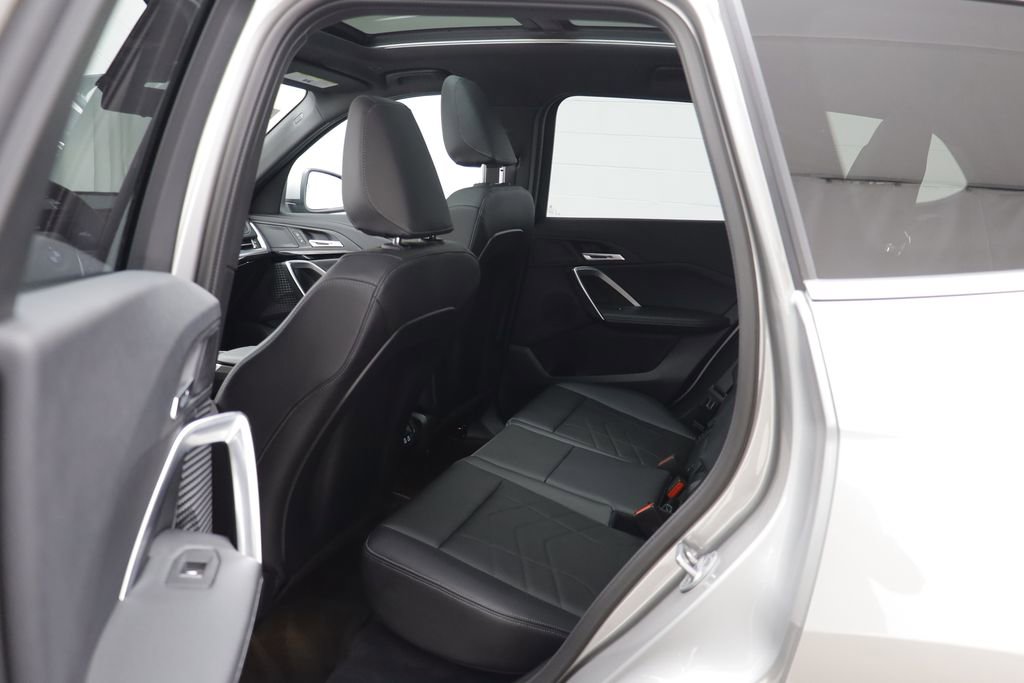 Certified 2025 BMW X1 xDrive28i w/ Convenience Package image 12
